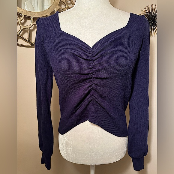 Blue Cropped Ruched Ribbed Knit Sweater - Picture 5 of 10
